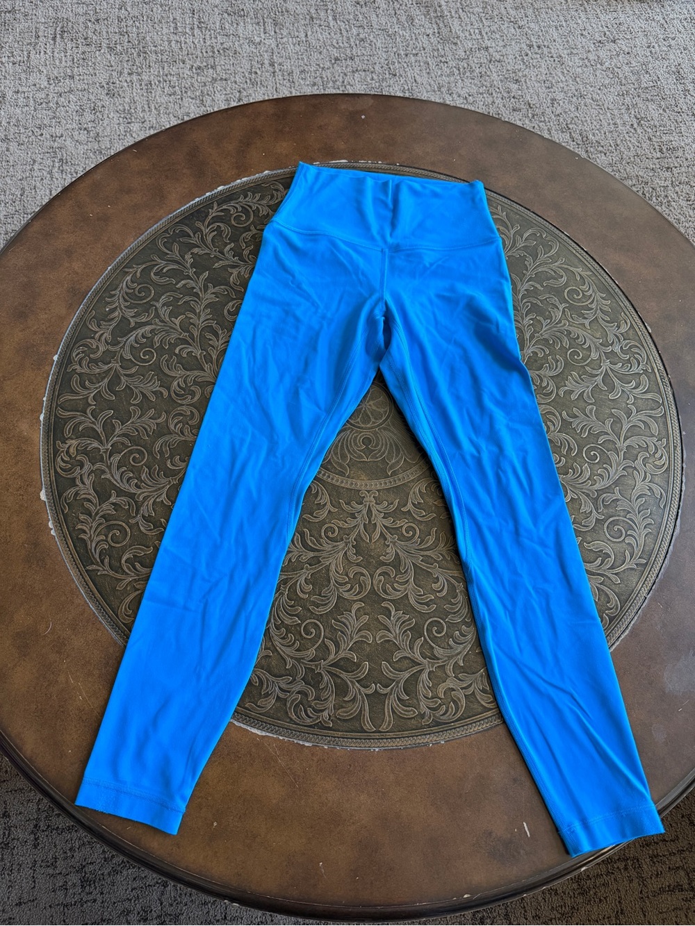 Lululemon bright blue unlined Align 25” legging